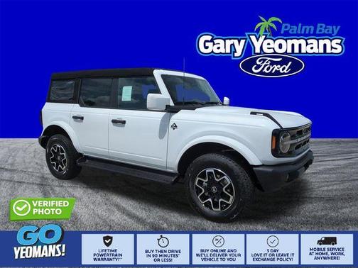 Oxford White 2026 Ford Bronco Outer Banks