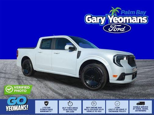 Space White Metallic 2026 Ford Maverick Lobo Standard