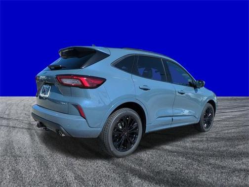 2026 Ford Escape ST-Line Elite