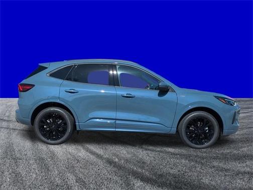 2026 Ford Escape ST-Line Elite