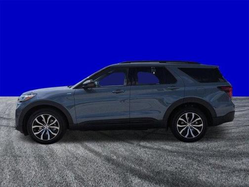 Vapor Blue Metallic 2026 Ford Explorer ST-Line