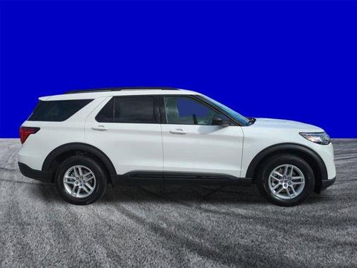 Star White 2026 Ford Explorer Active