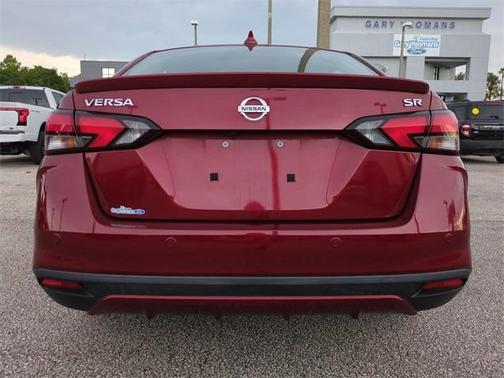 2020 Nissan Versa 1.6 SR