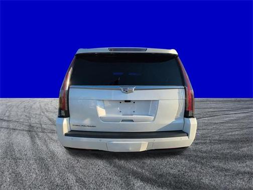 2019 Cadillac Escalade Platinum