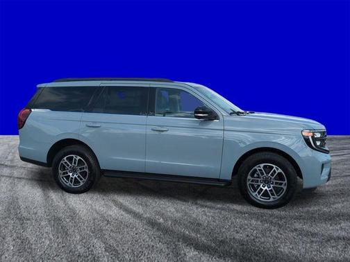 Glacier Gray Metallic 2026 Ford Expedition Active