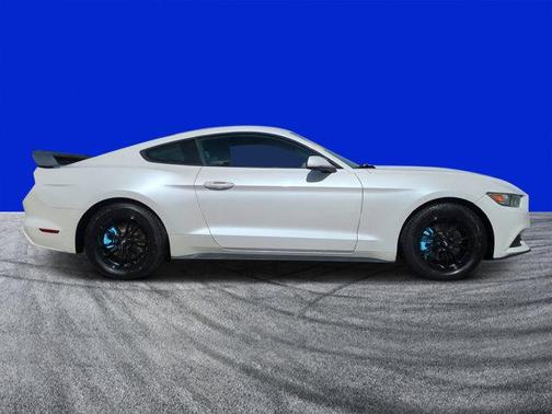 2017 Ford Mustang V6
