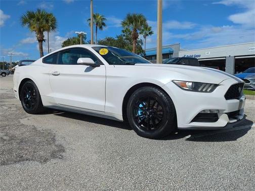 2017 Ford Mustang V6
