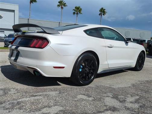 2017 Ford Mustang V6