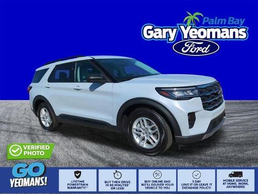Space White Metallic 2026 Ford Explorer Active