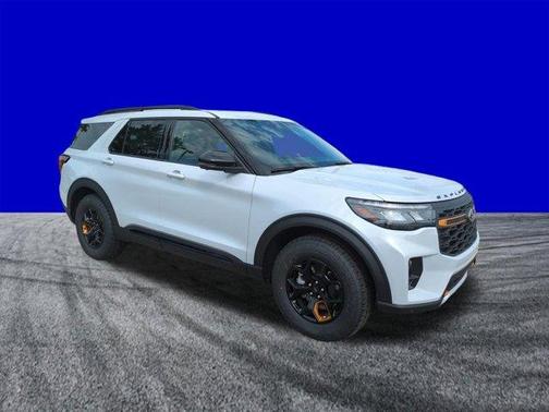 Star White 2026 Ford Explorer Tremor