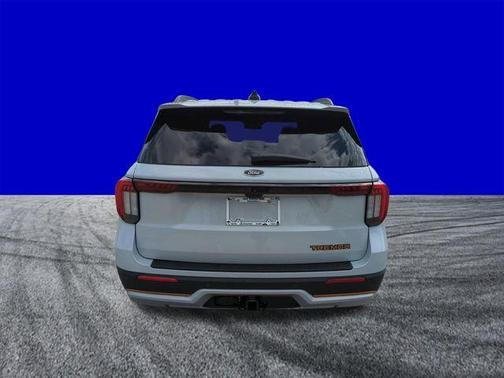 Star White 2026 Ford Explorer Tremor