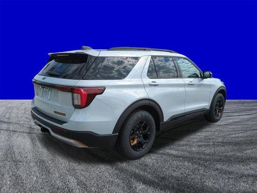 Star White 2026 Ford Explorer Tremor