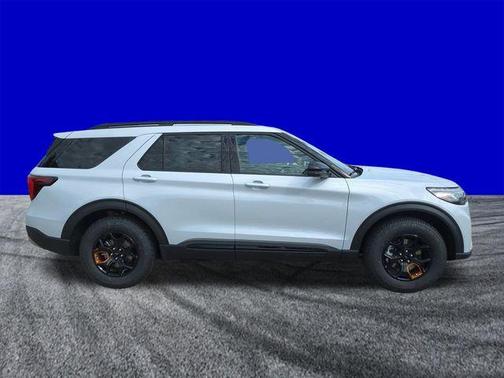 Star White 2026 Ford Explorer Tremor