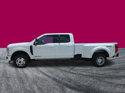 2025 Ford F-350 Platinum DRW