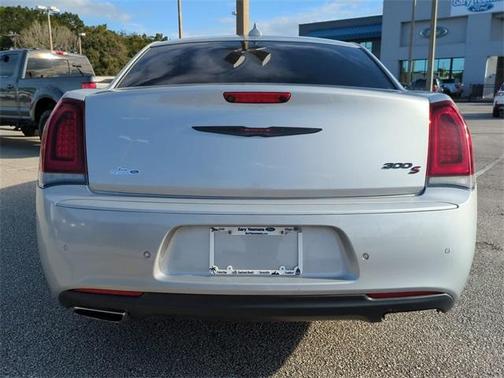 2021 Chrysler 300 S