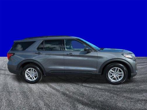 Carbonized Gray Metallic 2026 Ford Explorer Active