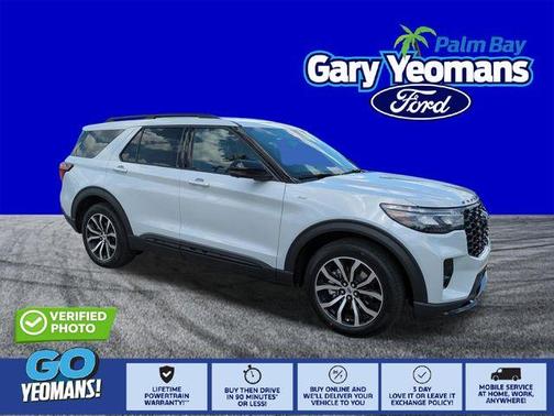 Space White Metallic 2026 Ford Explorer ST-Line