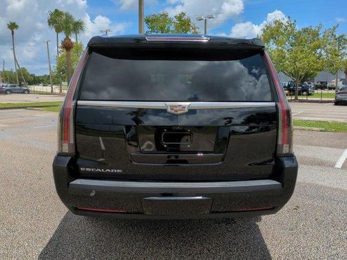 2019 Cadillac Escalade ESV Luxury