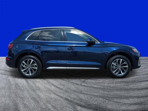 2023 Audi Q5 45 S line quattro Premium