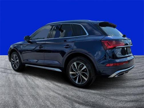 2023 Audi Q5 45 S line quattro Premium