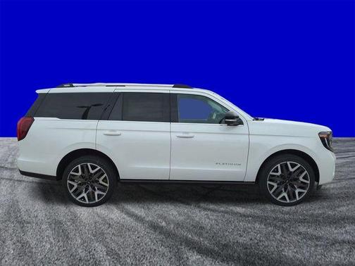 Star White 2026 Ford Expedition Platinum