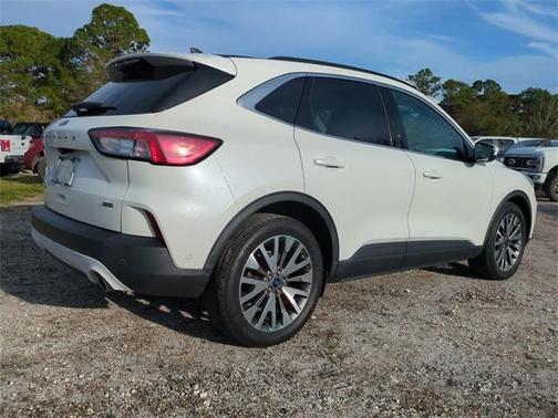 2021 Ford Escape Titanium Hybrid