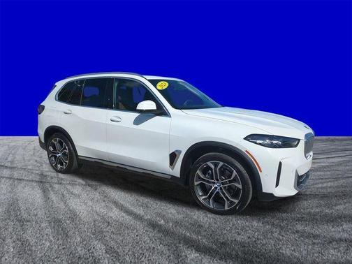 Alpine White 2024 BMW X5 sDrive40i