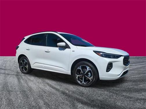 2026 Ford Escape ST-Line Elite