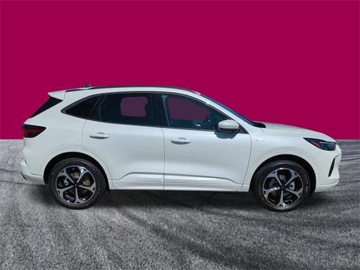 2026 Ford Escape ST-Line Elite