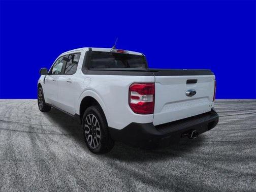 Oxford White 2022 Ford Maverick Lariat