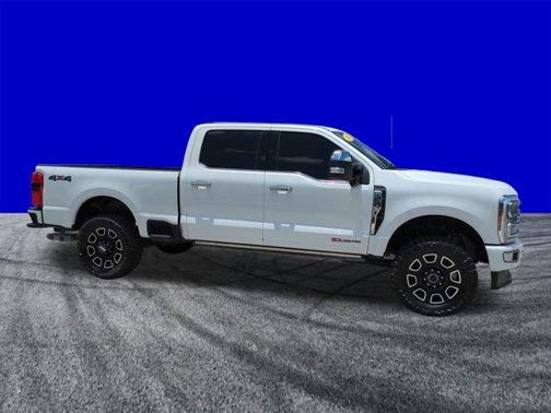 White Metallic 2024 Ford F-250 Platinum