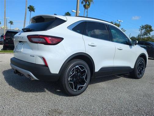 2026 Ford Escape Platinum