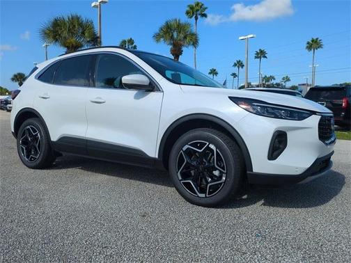 2026 Ford Escape Platinum