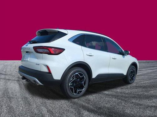 2026 Ford Escape Platinum