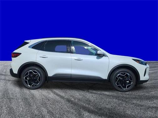 2026 Ford Escape Platinum