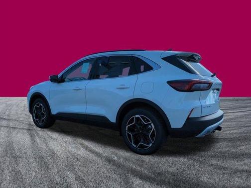 2026 Ford Escape Platinum