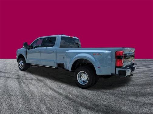 2025 Ford F-350 Platinum DRW