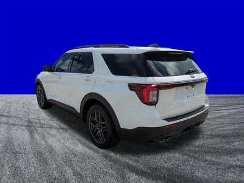 Star White 2025 Ford Explorer ST