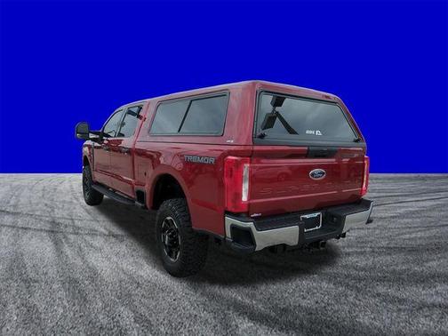 Ruby Red Metallic Tinted Clearcoat 2025 Ford F-250 XLT