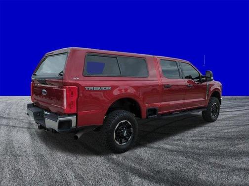 Ruby Red Metallic Tinted Clearcoat 2025 Ford F-250 XLT