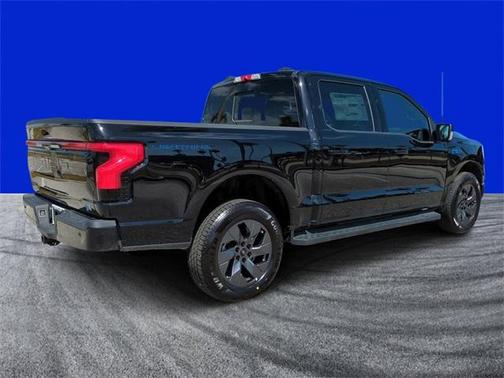 2025 Ford F-150 Lightning LARIAT