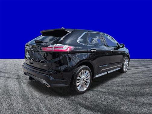 Agate Black Metallic 2024 Ford Edge Titanium