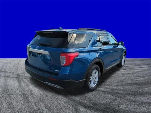 Blue Metallic 2020 Ford Explorer XLT