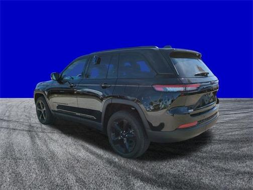2024 Jeep Grand Cherokee Laredo