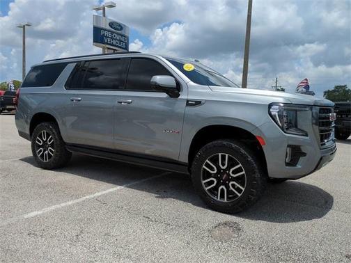2023 GMC Yukon XL AT4