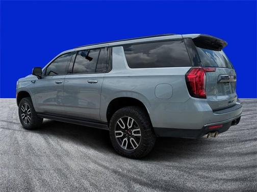2023 GMC Yukon XL AT4