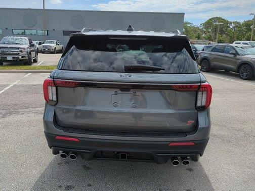 Carbonized Gray 2026 Ford Explorer ST