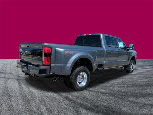 2025 Ford F-350 Platinum DRW