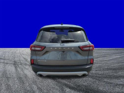 Carbonized Gray Metallic 2024 Ford Escape Active