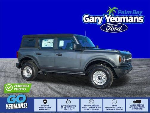 Carbonized Gray Metallic 2026 Ford Bronco Base